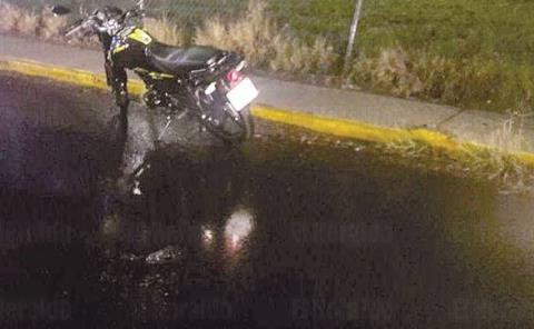 Motociclista derrapó y cayó en el bulevar