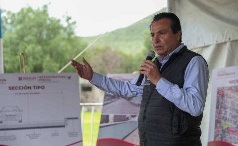 Supervisa Menchaca Salazar obra pública en Tetepango