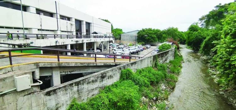 Contamina el  agua el IMSS