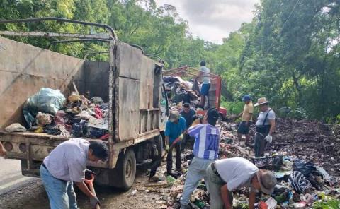 Colaboró Aseo Público en el retiro de desechos de basurero clandestino