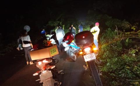 Derrumbe bloqueó la Carretera México-Laredo en Tamazunchale