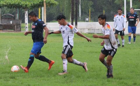 Uniformes el 13 a las semifinales del fut  7
