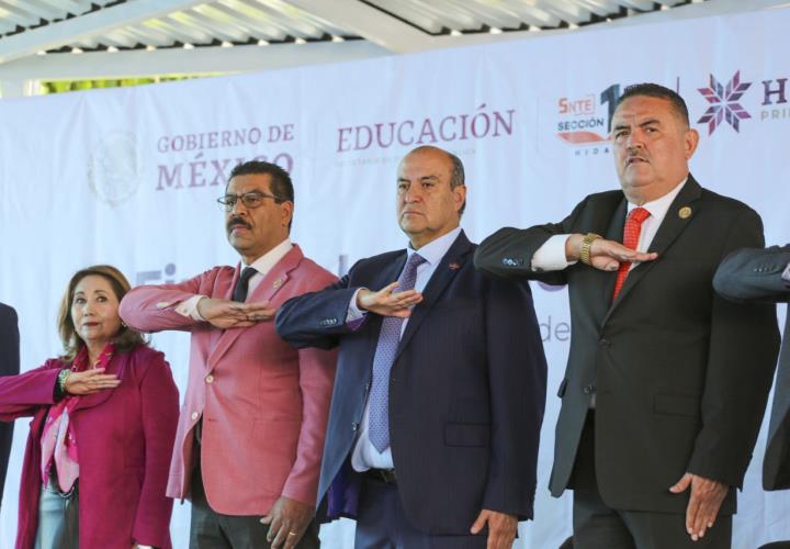 Titular del IHE encabezó la ceremonia de fin del ciclo escolar 2023-2024