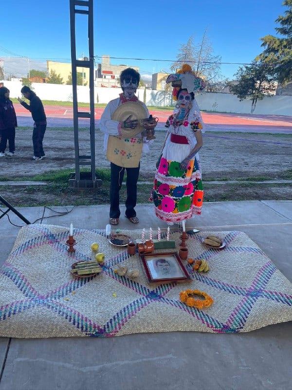 Alumna del CONALEP Hidalgo recibió presea nacional "Bernardo Quintana Arrioja"