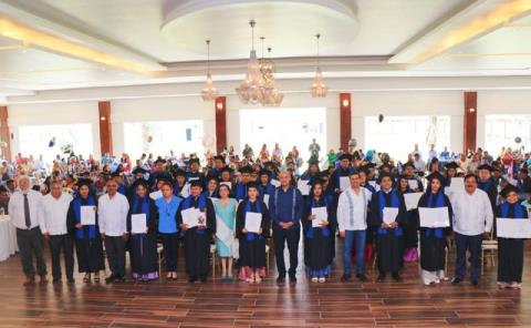 Egresan estudiantes de la Licenciatura en Intervención Educativa de la UPN, sede regional Huejutla