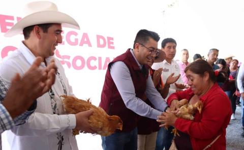 Fortalece Saderh bienestar de productores del campo, a través de diferentes apoyos y programas 
