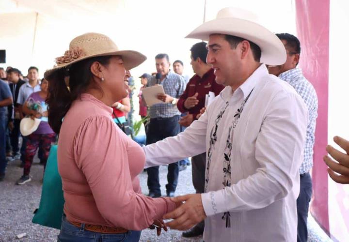 Fortalece Saderh bienestar de productores del campo, a través de diferentes apoyos y programas 