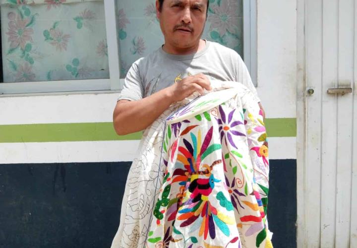 Sebiso anuncia ganadores de Concurso de Bordados de Tenango de Doria