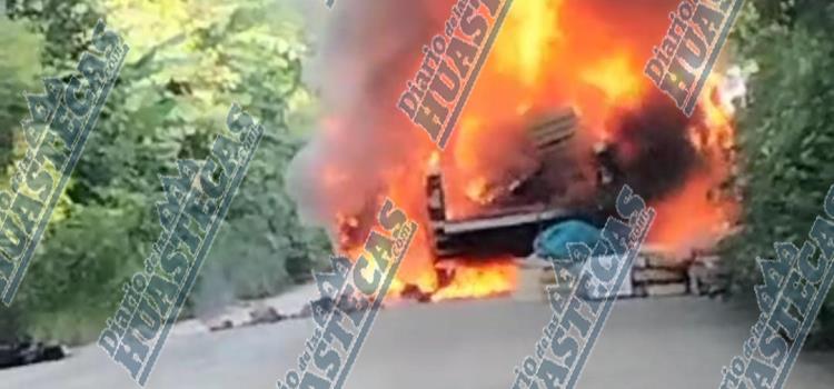 ¡Camioneta se incendió!