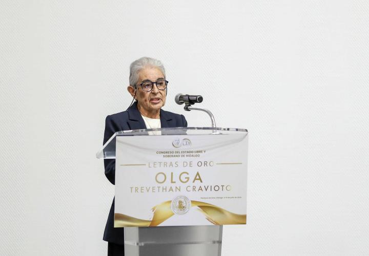 Reconoce Menchaca Salazar trayectoria de Olga Trevethan Cravioto