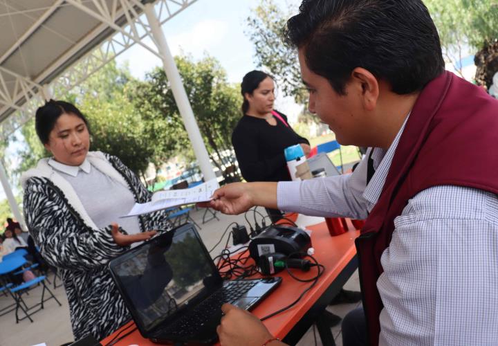 Ofrece Sebiso, servicios y apoyos económicos para la comunidad migrante hidalguense 