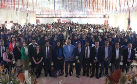 Titular del IHE encabeza graduación de la Escuela Normal Sierra Hidalguense