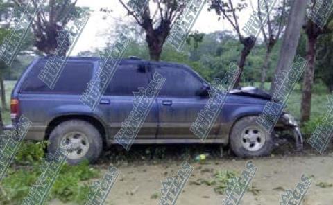 Abandonaron camioneta
