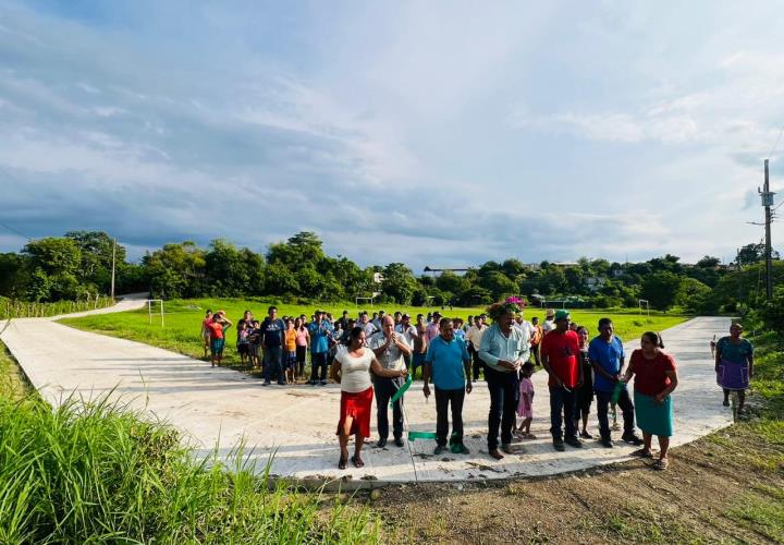 Nueva calle en la localidad de Domingo Zapoyo