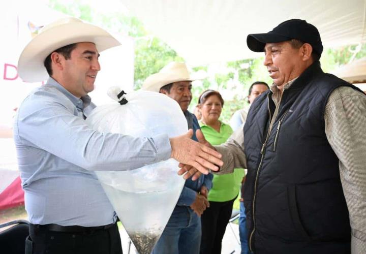 Acuicultores hidalguenses han recibido más de 9 millones de crías de peces de diferentes especies