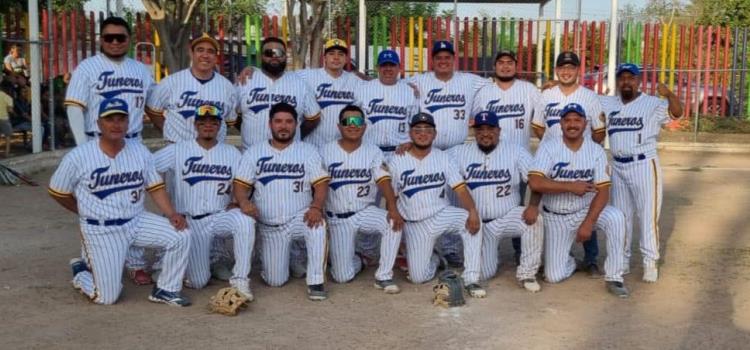 Los Tuneros contra Twins en el softbol