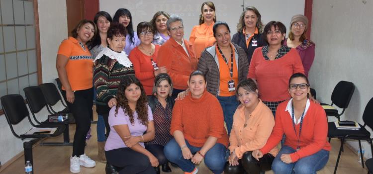 Realizó IAAMEH segunda sesión del Taller "El arte de amarse a sí mismas"