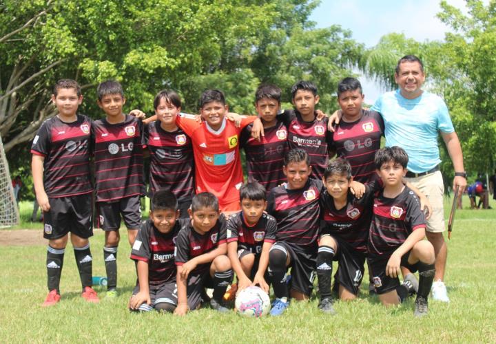 Deportivo Higo ganó 1-0 en 4tos de final infantil B