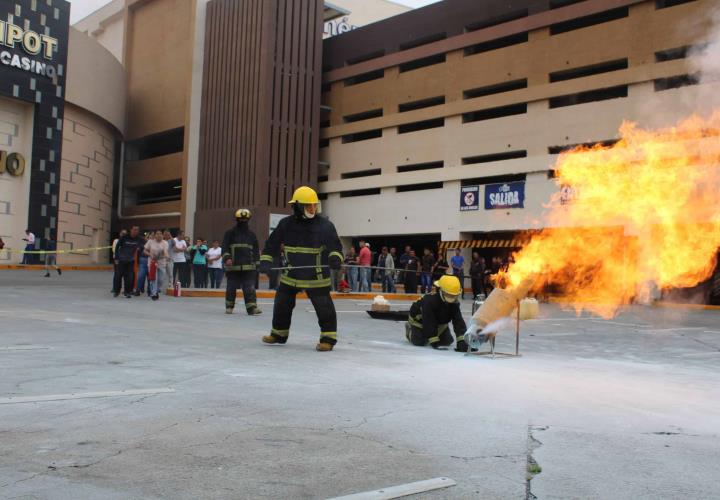 Personal de la PIBEH se capacita para actuar en caso de incendios