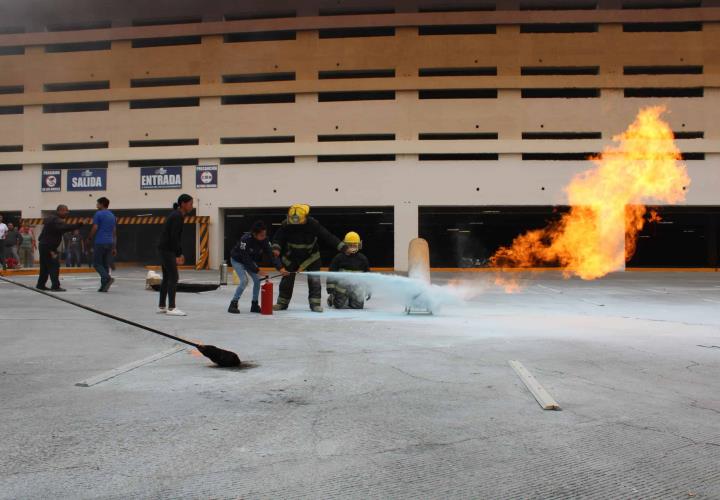 Personal de la PIBEH se capacita para actuar en caso de incendios