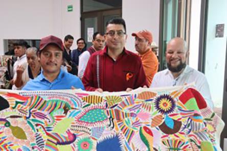 Sebiso premió el trabajo de 42 artesanos de la región Otomí-Tepehua