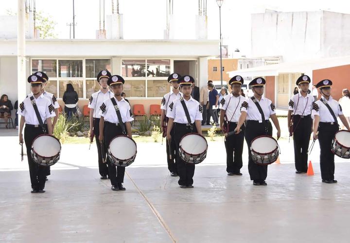 Banda de guerra de Hidalgo obtuvo el primer lugar en concurso nacional del ciclo escolar