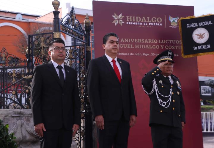 Realizan guardia de honor a Miguel Hidalgo en Pachuca