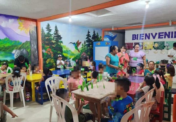 Asisten 96 niños a campamento en la Biblioteca Pública