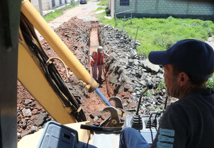 Caasim amplía red hidráulica en la capital hidalguense