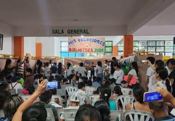 Un éxito Cuenta Cuentos en la Biblioteca Pública 