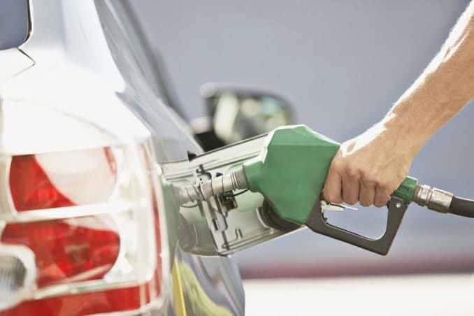 Incremento constante en precio de combustibles 