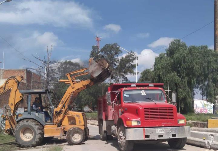 Liberó Seduvop tránsito en bulevar Río Españita