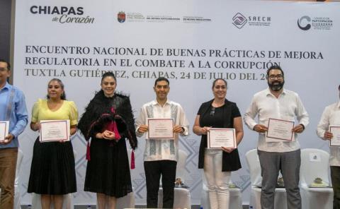 Funcionarios participan en foro vs. corrupción
