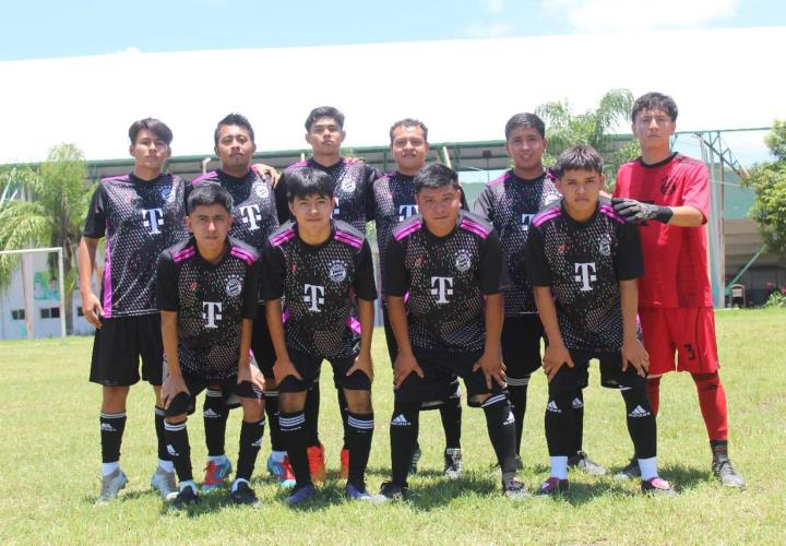 Enramaditas monarca del futbol municipal 7