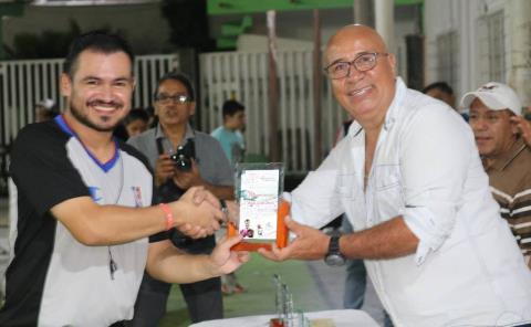 Cierra torneo José Gil Lizcano con la entrega de los premios
