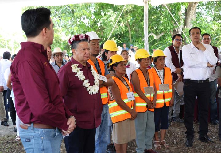 Destinan más 330 mdp para el bienestar de Yahualica, Huautla y Xochiatipan