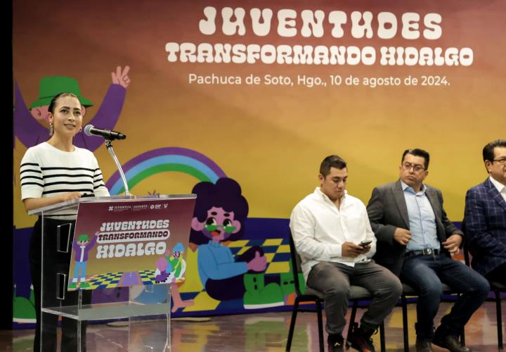 Entregan apoyos correspondientes a programas para las juventudes