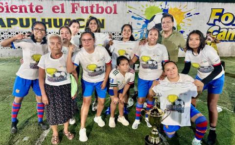 Denta campeón del futbol femenil de Chapulhuacán