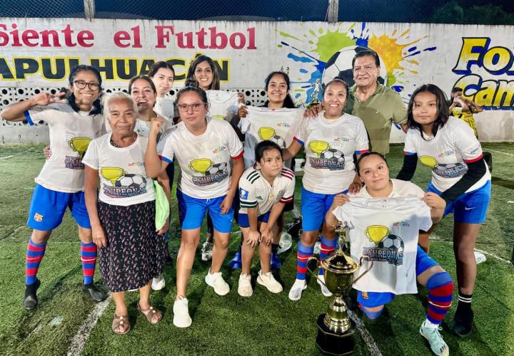 Denta campeón del futbol femenil de Chapulhuacán