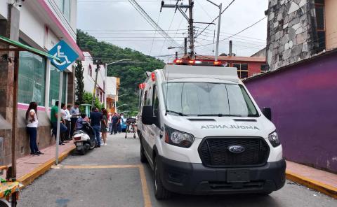 Convulsionó en la vía pública en El Carmen