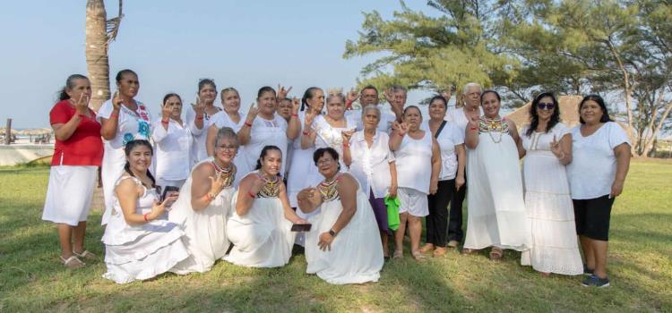 Inicia celebración para los "Corazones Sabios" 