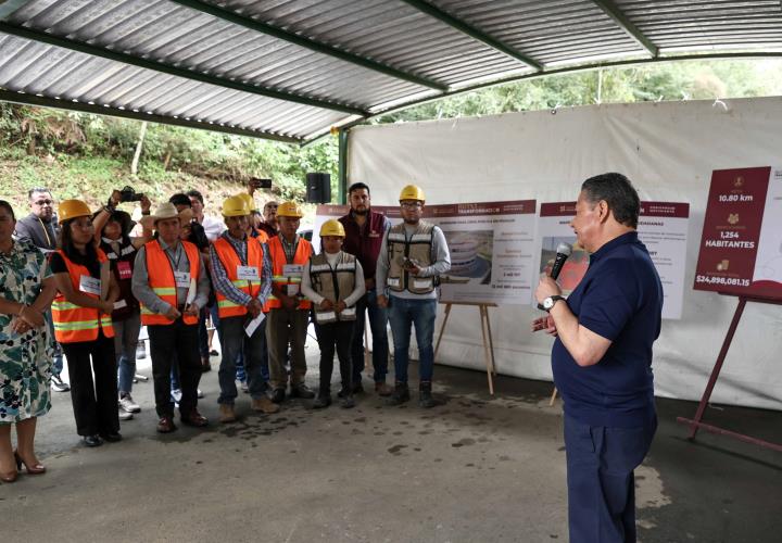 Refrenda Menchaca Salazar cooperación entre administraciones municipales y el gobierno estatal