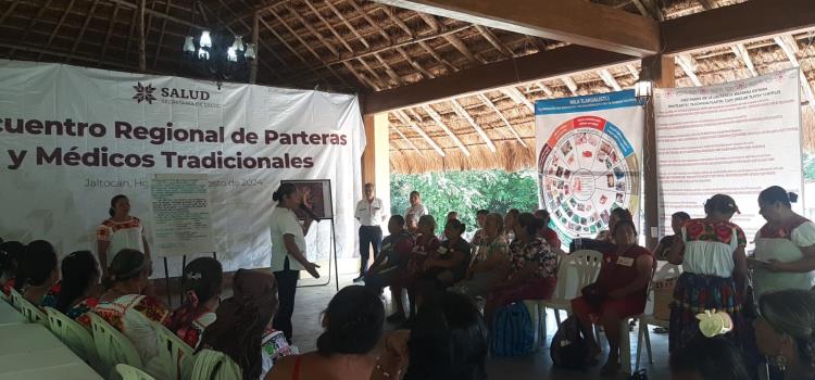 Encuentro de parteras y médicos tradicionales