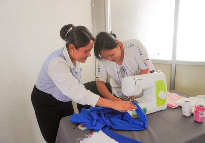 Politécnica de Huejutla apuesta por el sector textil y el diseño de moda