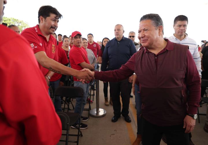 Julio Menchaca inaugura modernización del corredor Industrial de Ciudad Sahagún