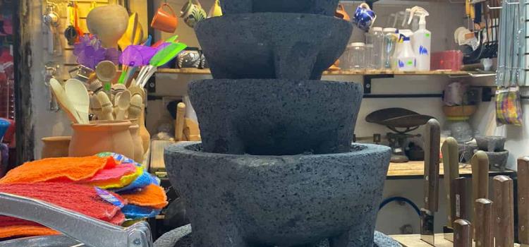 También fabrican molcajetes piratas 