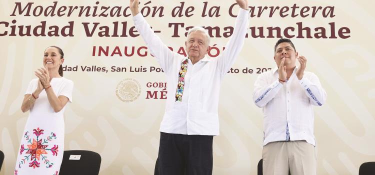 Inauguró AMLO la Valles-Tamazunchale