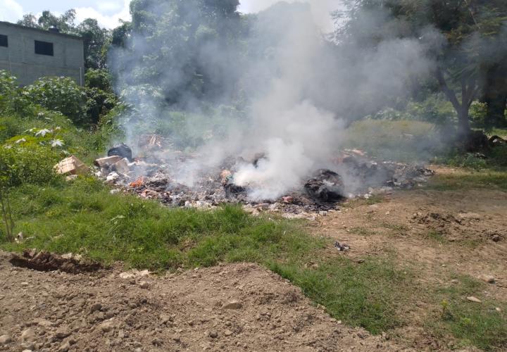 Las quemas de basura generan un gran peligro en Tampacán