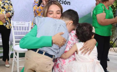 Concretan más apoyo a familias con adopciones
