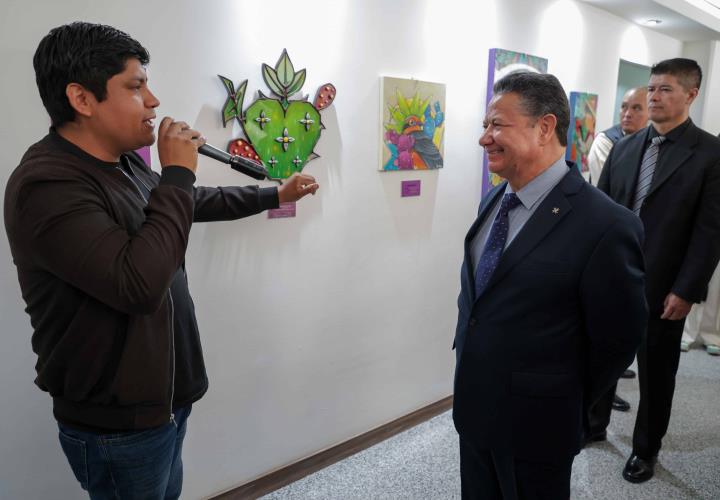 “Nuga Nui, Nui Nuga”, inunda de arte y color al Edificio de Gobierno